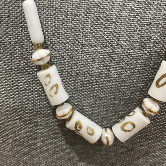 Vintage beaded necklace - Picture 3 of 5